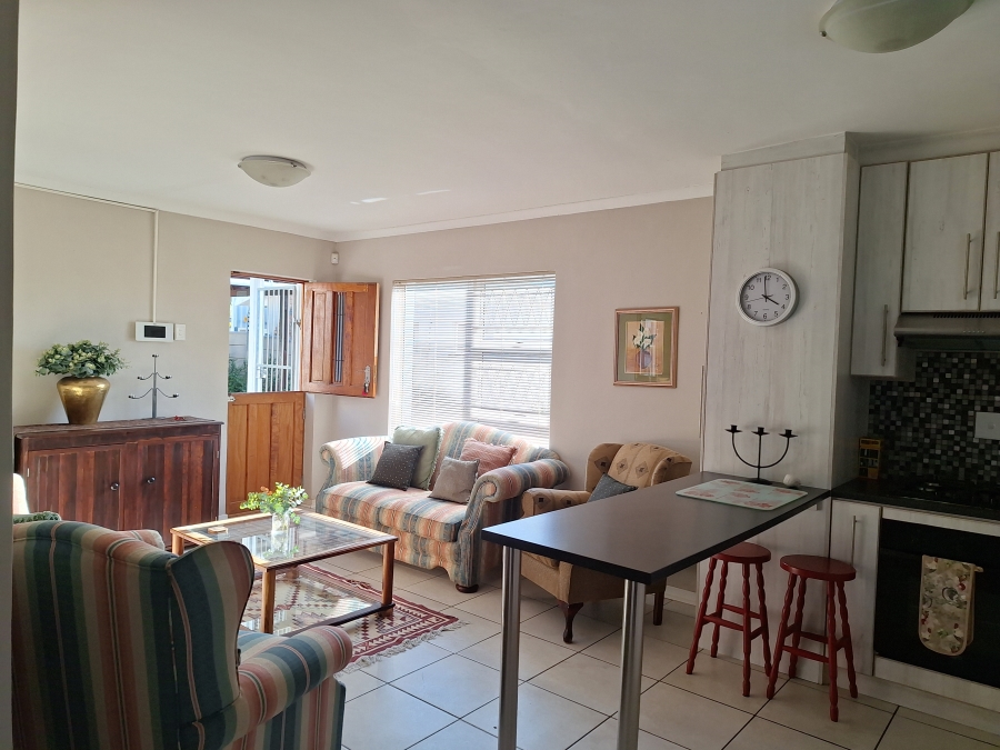 To Let 1 Bedroom Property for Rent in Bothasrus Eastern Cape